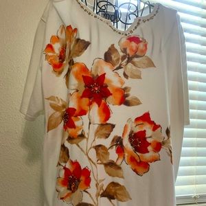 Beautiful top 🥳🦋